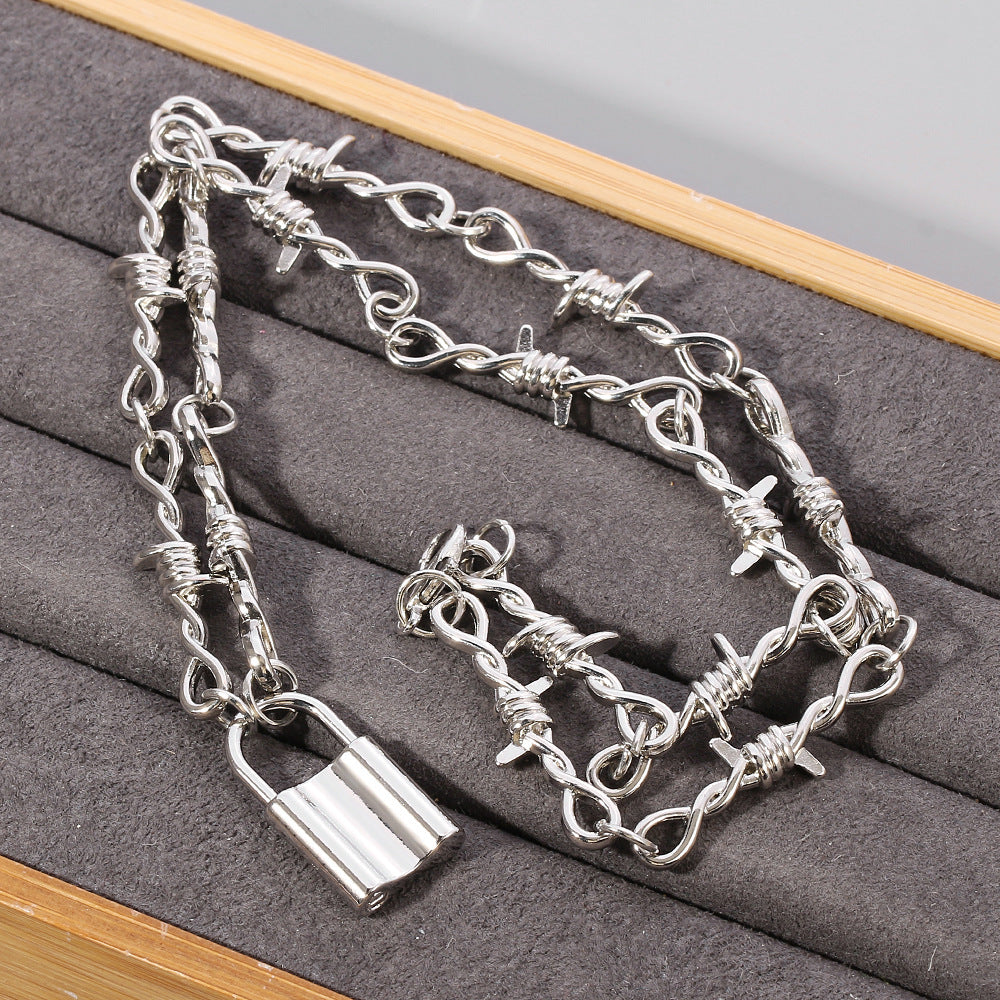 Fashion Thorns Lock Head Pendant Necklace